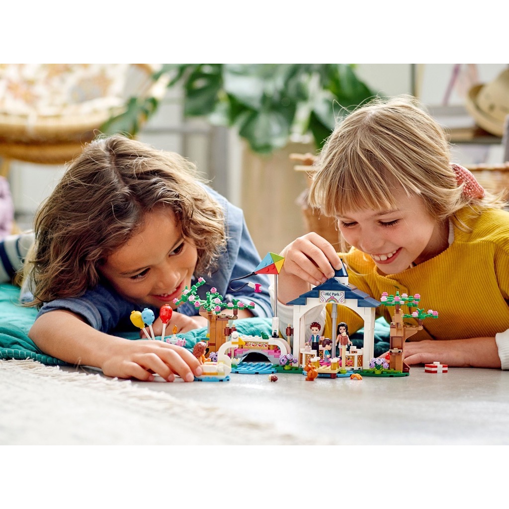 เลโก้ LEGO Friends 41447 HEARTLAKE CITY PARK