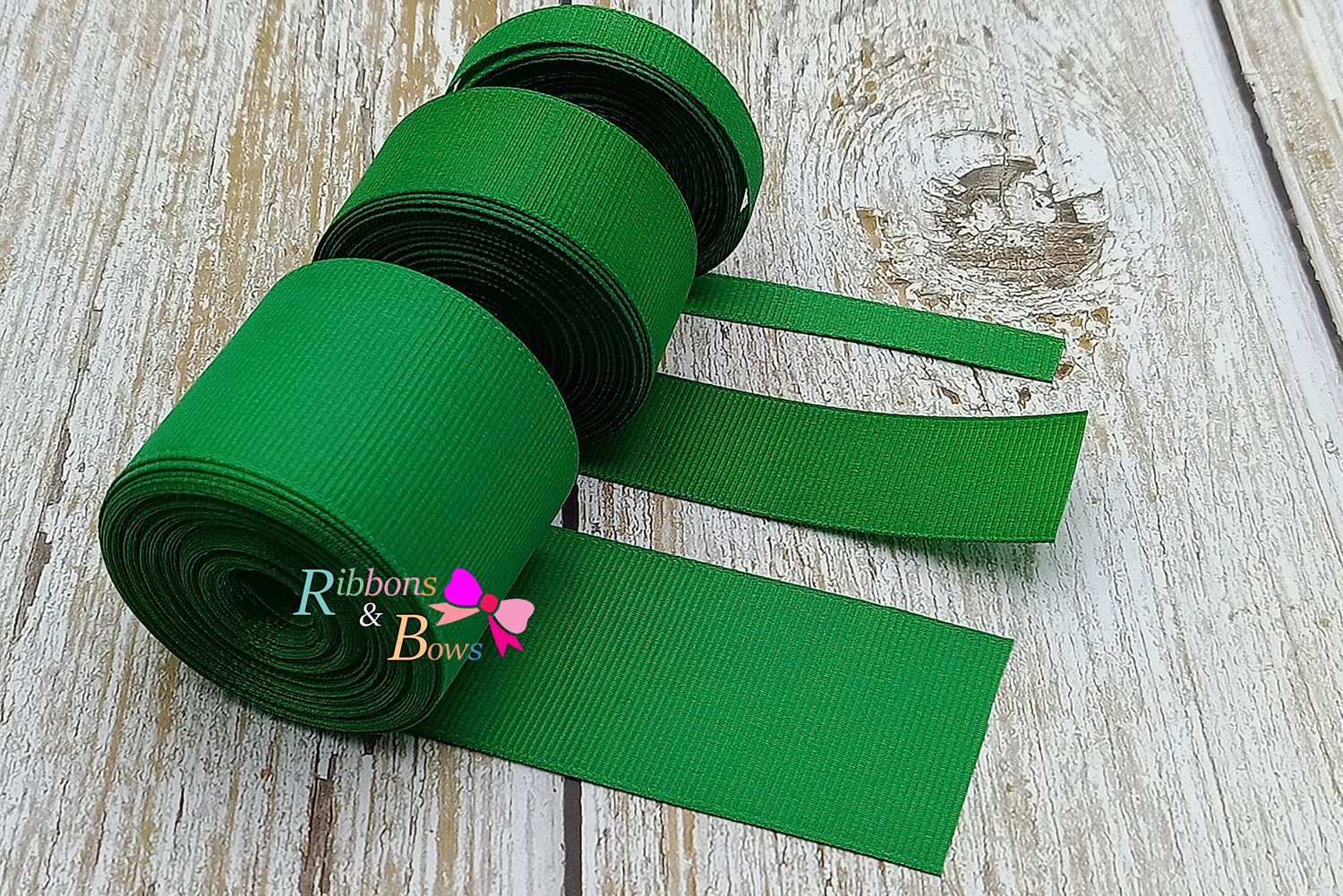 ริบบิ้นผ้าลูกฟูก สีเขียว (579 classic green) #PC25