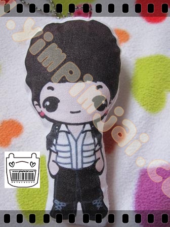 พวงกุญแจหมอนจิ๋วลายการ์ตูน