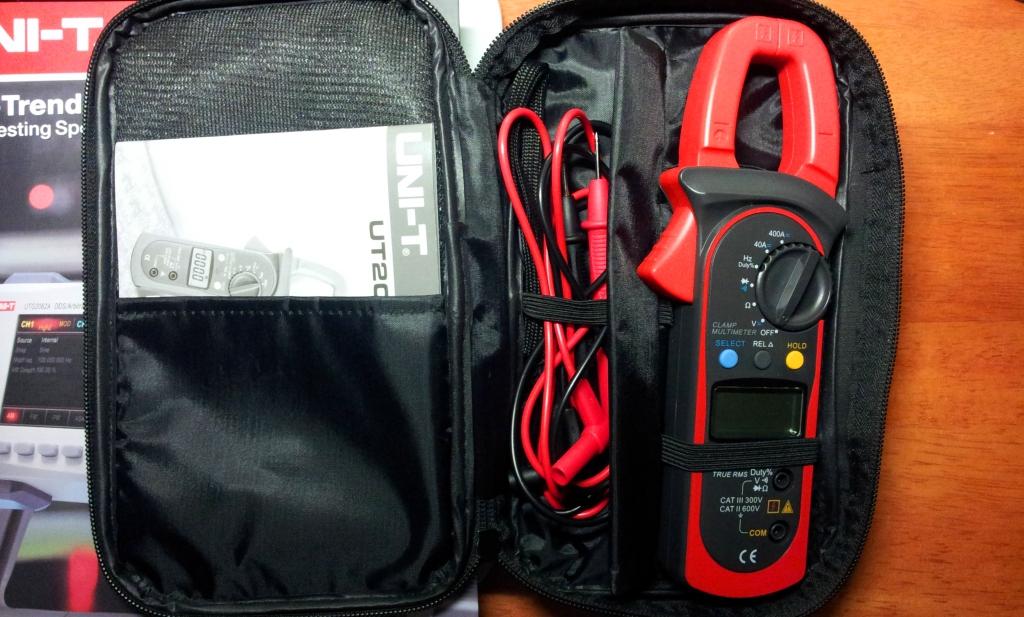 Clamp Meter Digital UNI-T UT204