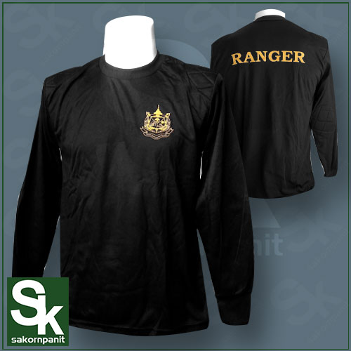 เสื้อยืดดำล้วนแขนยาว*