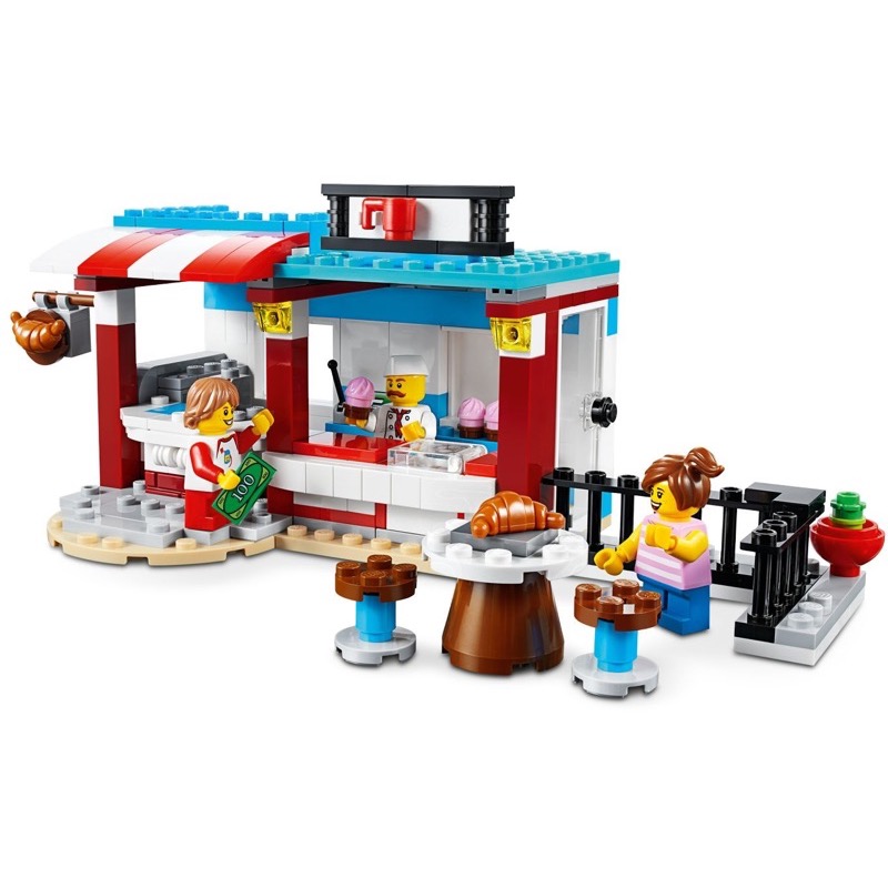 LEGO Creator 31077 Modular Sweet Surprises