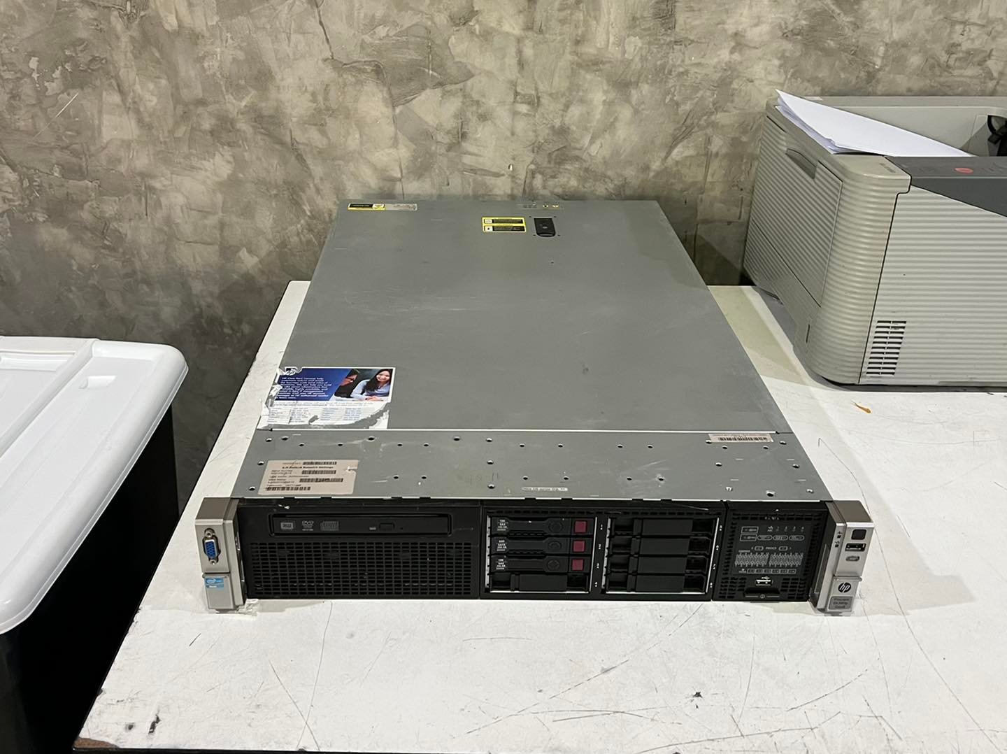 server hp dl380p g8 2cpu 32gb มือ 2 พร้อมใช้งาน