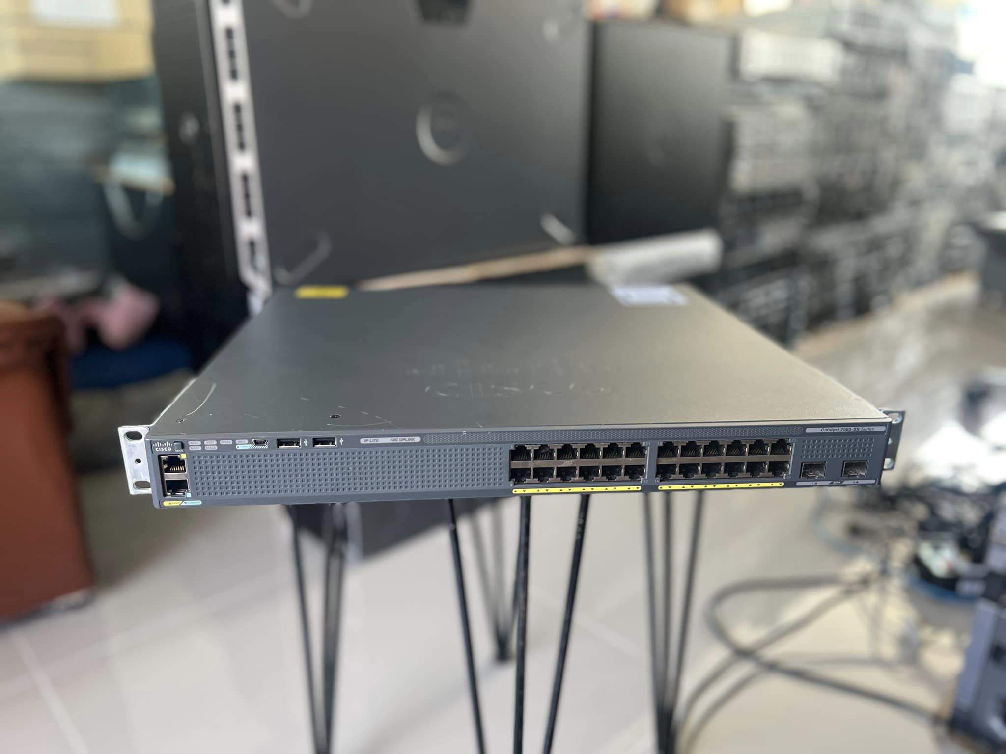 Cisco 2960XR 24TD-I Gigabit 10g sfp layer 3 ip lite สวิทมือสองพร้อมใช้งาน
