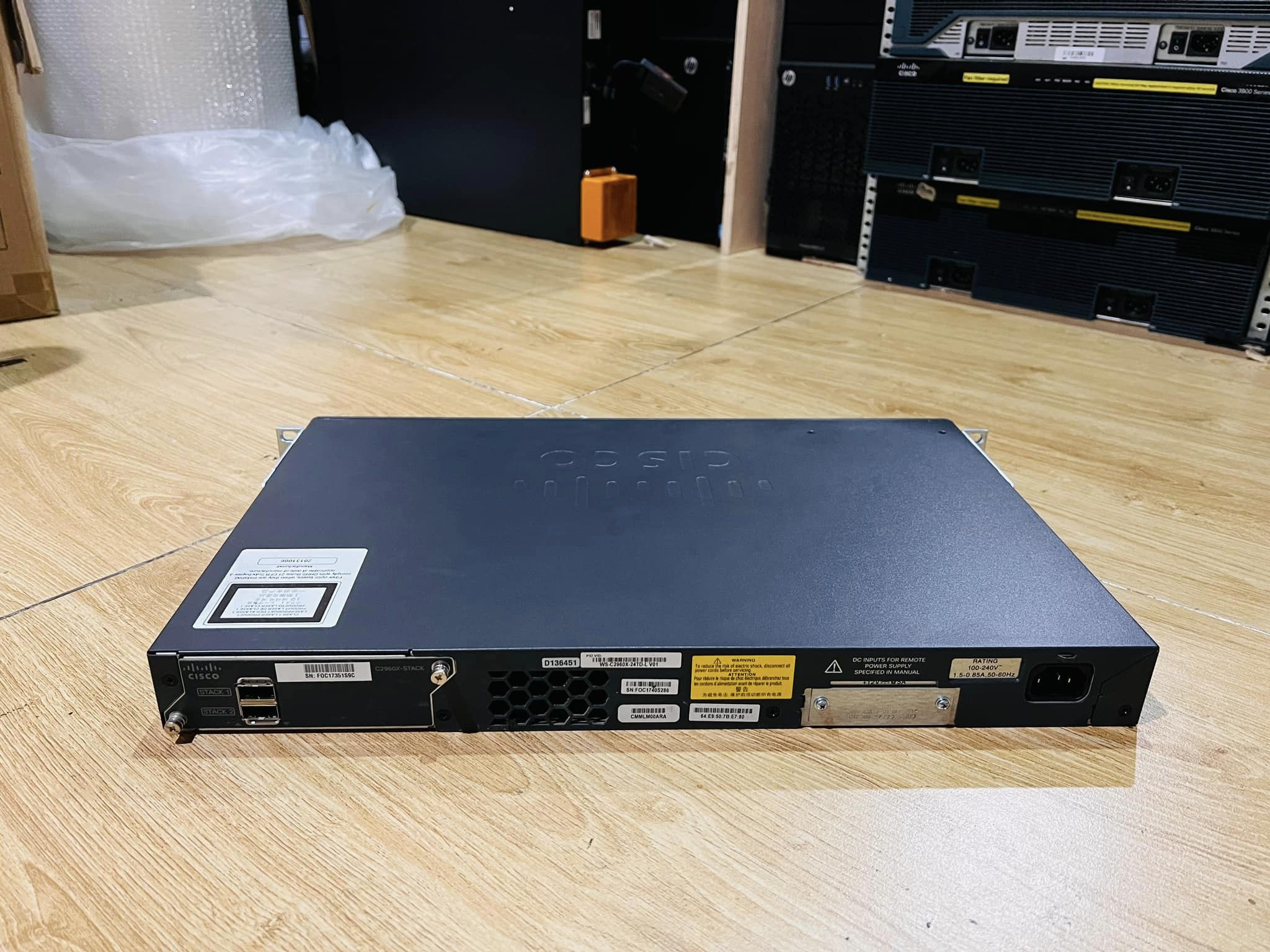 cisco 2960x 24td l gigabit 10g sfp plus สวิทมือสองพร้อมใช้งาน
