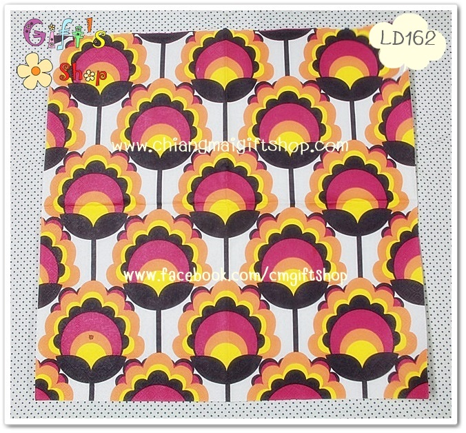 กระดาษแนปกิ้น ลายกราฟิคดอกไม้สีเหลือง พื้นหลังสีขาว