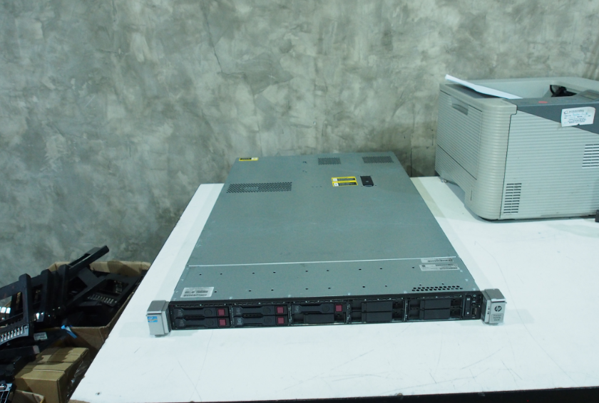 hp dl360p g8 server 2cpu 32gb มือ 2 พร้อมใช้งาน