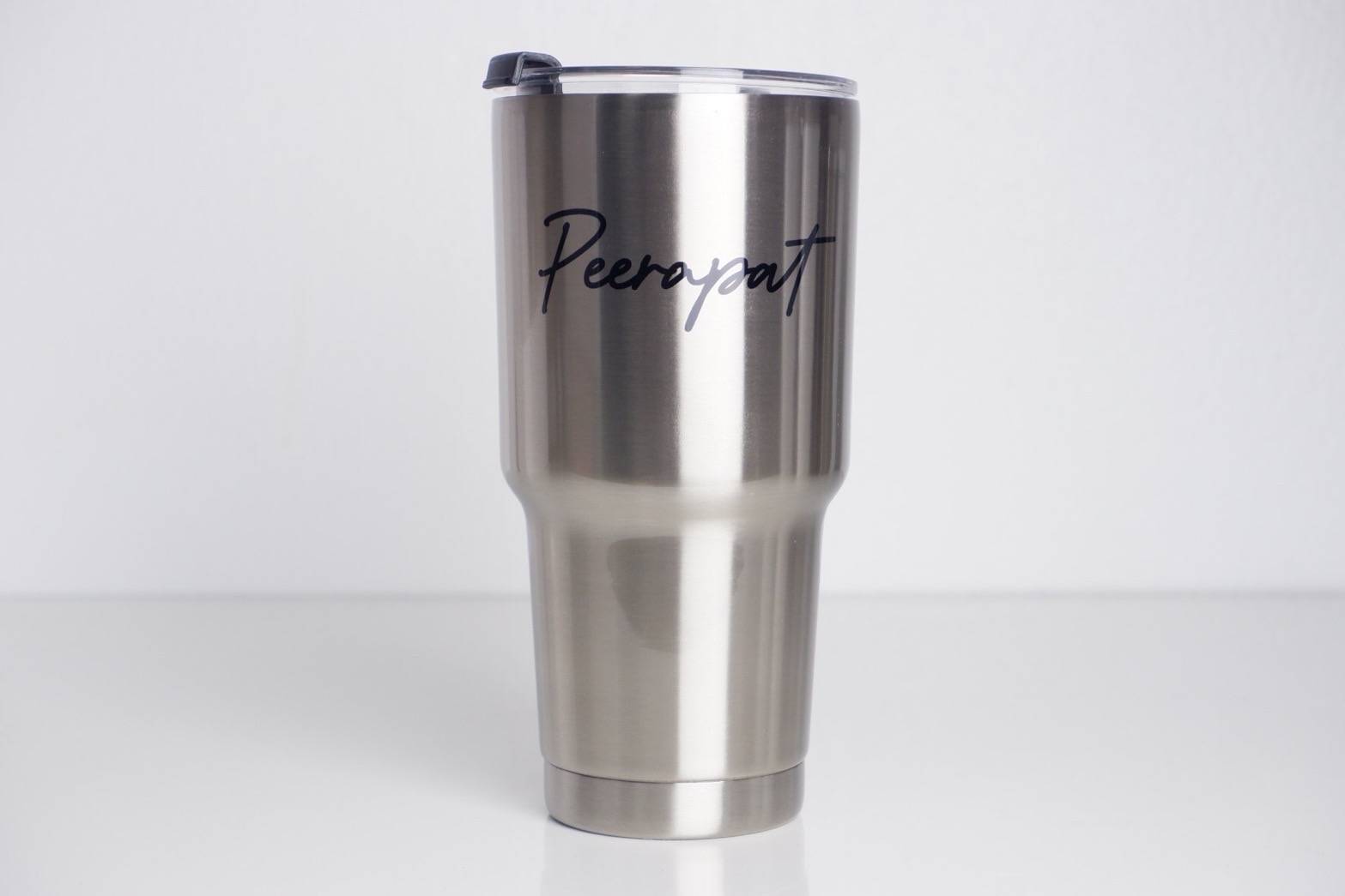 แก้ว YETI สกรีนตัวอักษร