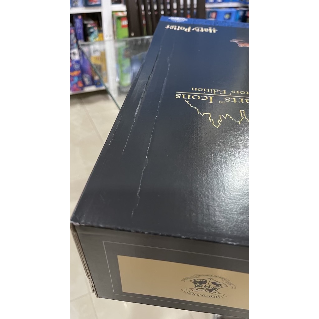 เลโก้ LEGO Harry Potter 76391 Hogwarts Icons Collectors' Edition (กล่องไม่สวย-Damaged Box)