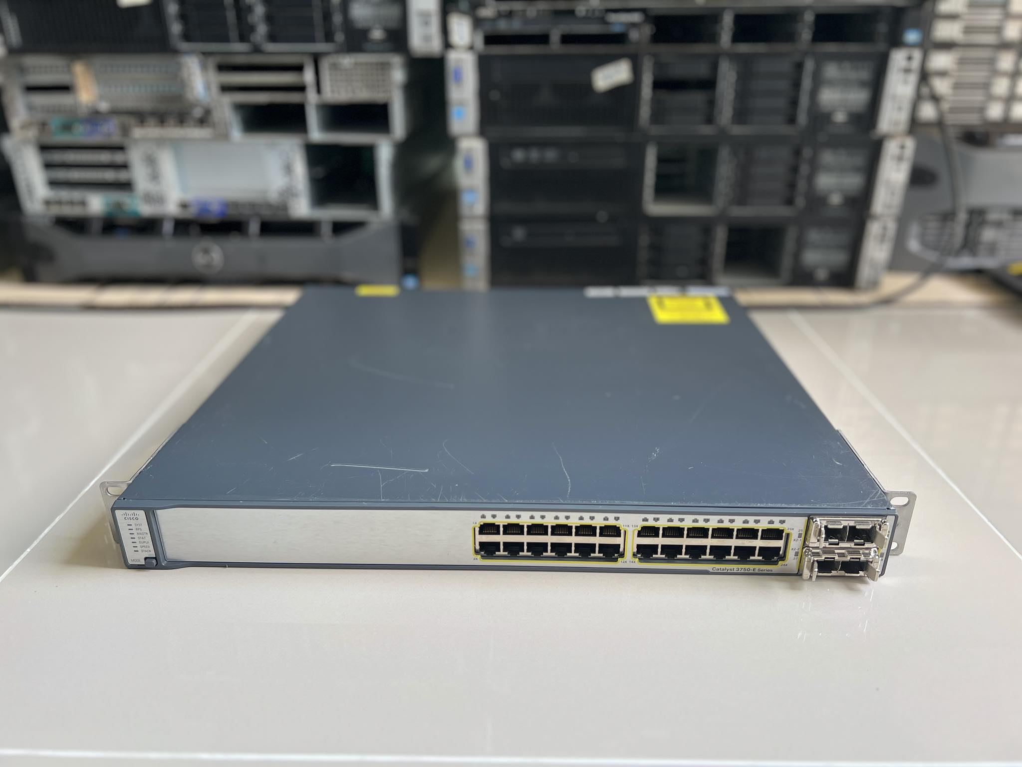 Cisco 3750E 24TD E uplink 10G สวิทมือสองพร้อมใช้งาน