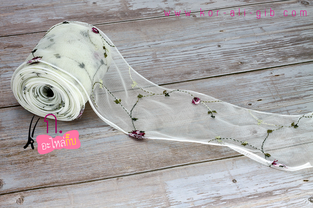 ริบบิ้นผ้าตาข่ายลายกุหลาบ เย็บขอบ ขนาด 10 ซม.