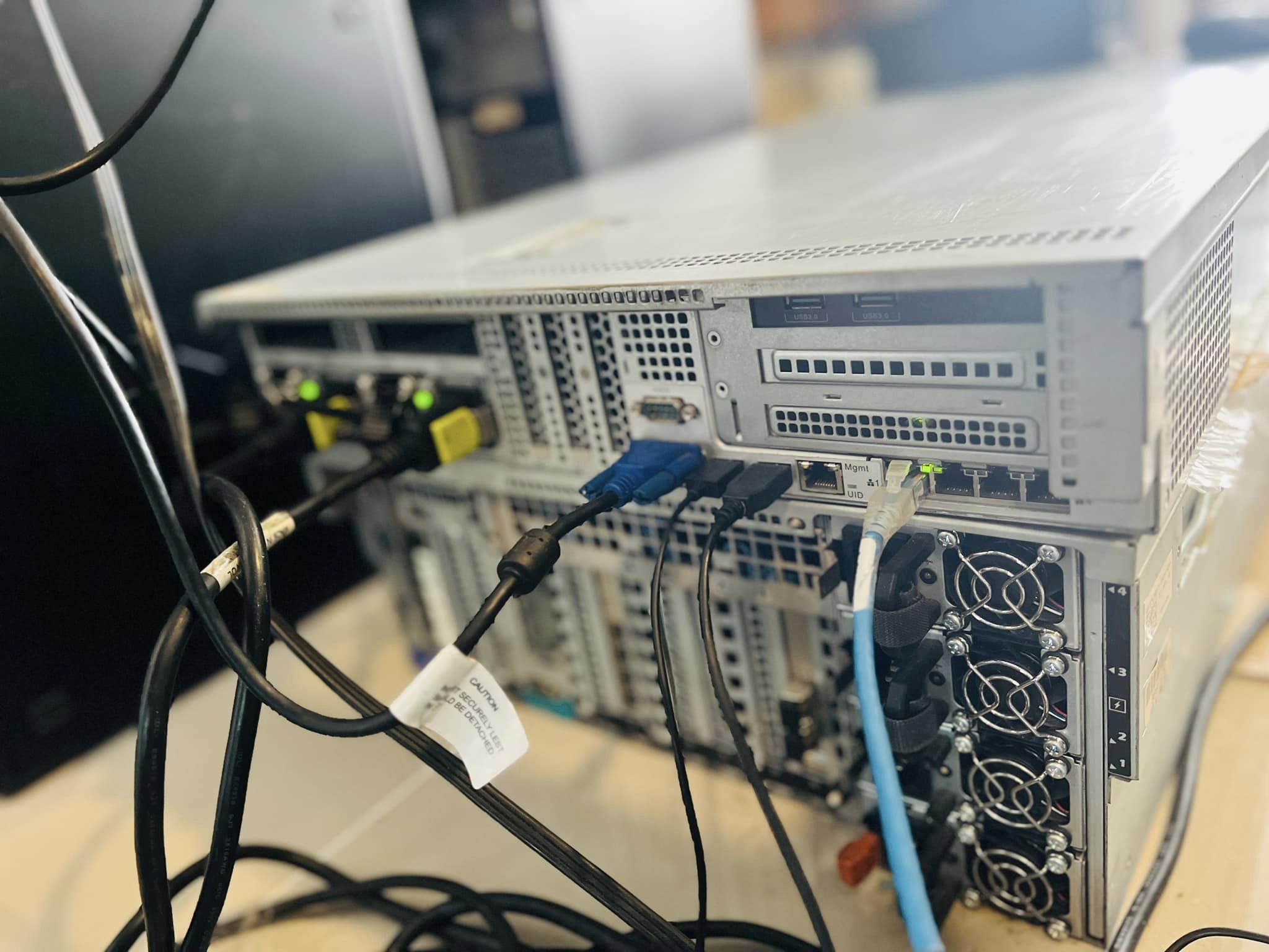 Server Huawei RH2288H V2 2cpu 64gb 16coresเซิร์ฟเวอร์หัวเว่ยมือสองพร้อมใช้งาน