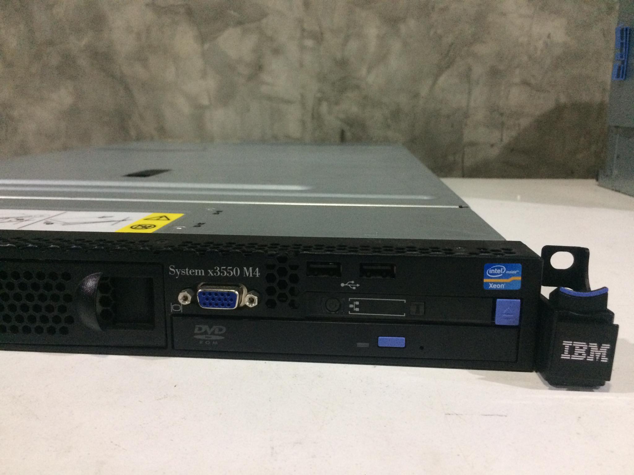 ibm x3550 m4 มือ 2 พร้อมใช้งาน