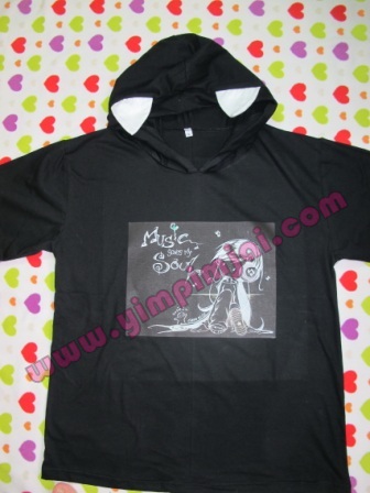 เสื้อฮู้ดสีดำหูแมวสีขาว