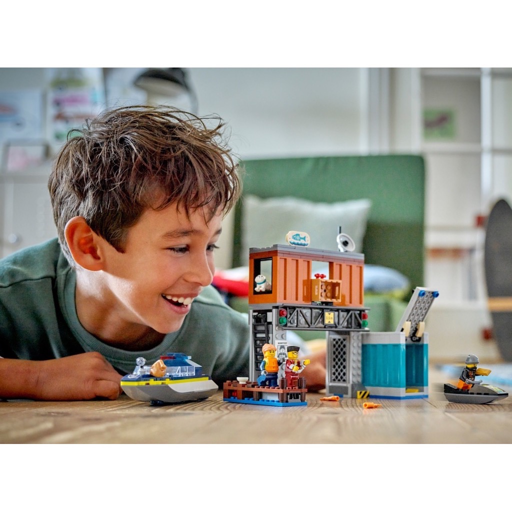 เลโก้ LEGO City 60417 Police Speedboat and Crooks' Hideout