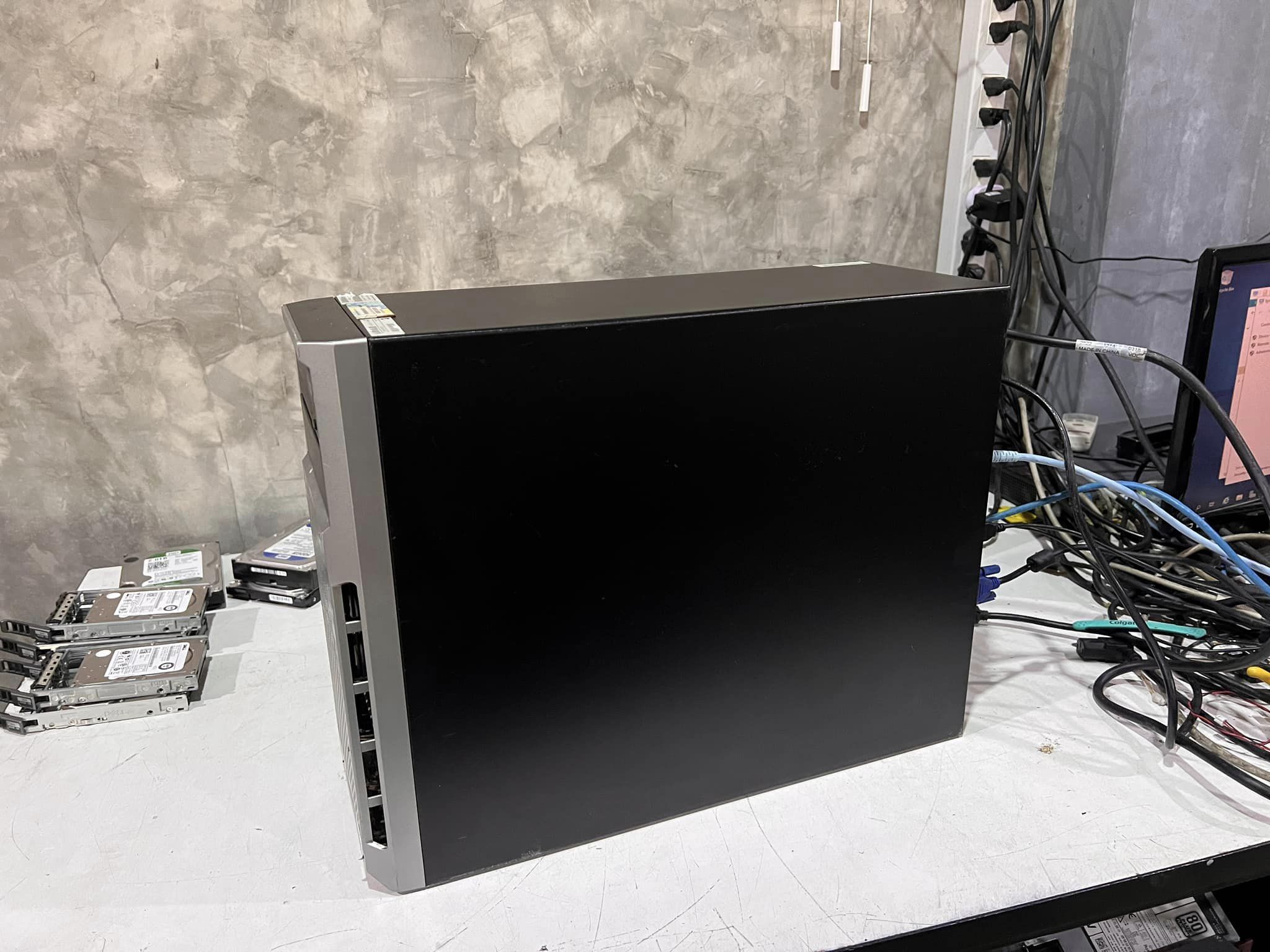 HP ML310e Gen8 V2เซิร์ฟเวอร์ทาวเวอร์มือสองพร้อมใช้งาน