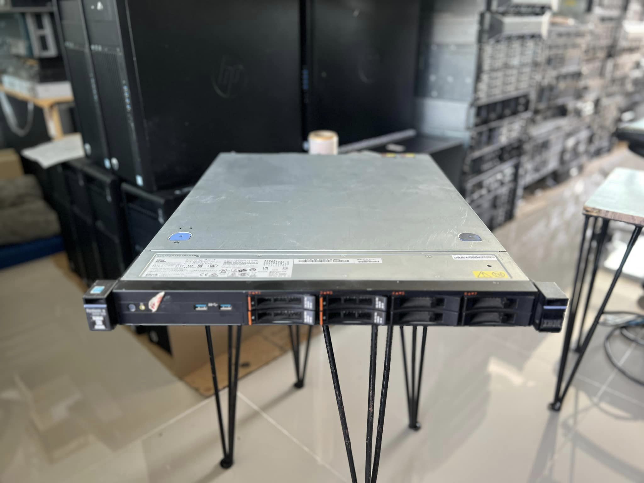 Server IBM X3250 M5 เซิฟเวอร์มือสองพร้อมใช้งาน