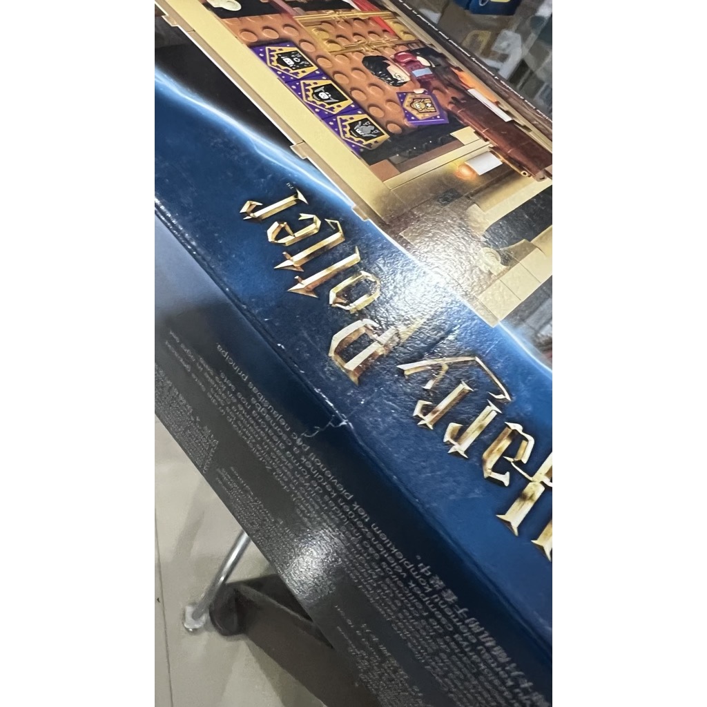 เลโก้ LEGO Harry Potter 40452 Hogwarts Gryffindor Dorms (กล่องไม่สวย-Damaged Box)