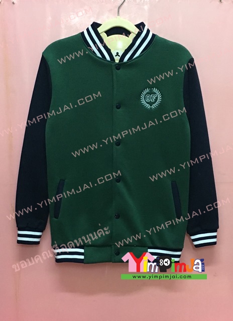 เสื้อกันหนาว เบสบอล สีเขียวเข้ม แขนยาวดำ ลายตามสั่ง เสื้อห้อง เสื้อรุ่น We Are OF Team