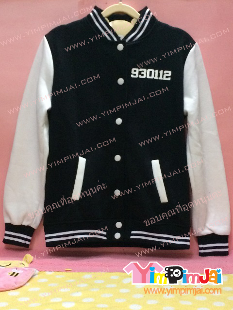 เสื้อกันหนาว เบสบอล สีกรมท่า แขนขาว ลายตามสั่ง นักร้องเกาหลี วง EXO D.O. 930112