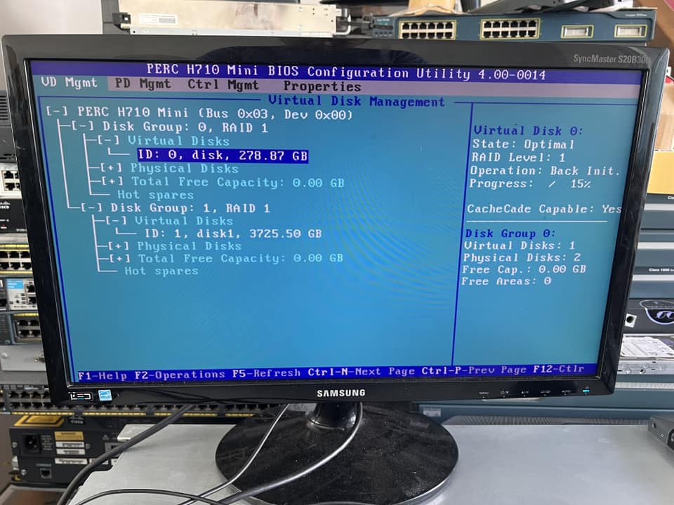 dell r720 2cpu 32gb 20cores sas 4tb hdd 3.5" เซิฟเวอร์มือสองพร้อมใช้งาน