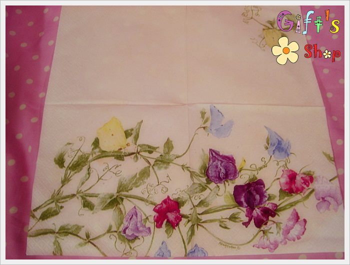 กระดาษแนปกิ้นยุโรป, ลายดอกไม้เลื้อย, ลายดอกไม้หลายสี, ลายดอกไม้สีม่วง, ลายดอกไม้เลื้อยหลายสี, ลายดอกไม้สีน้ำ, พื้นหลังสีขาวครีม, พื้นหลังสีขาว, พื้นหลังสีอ่อน, ลายดอกไม้โทนสีม่วง