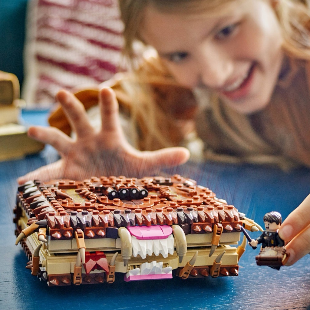 เลโก้ LEGO Harry Potter 76449 Chomping Monster Book of Monsters