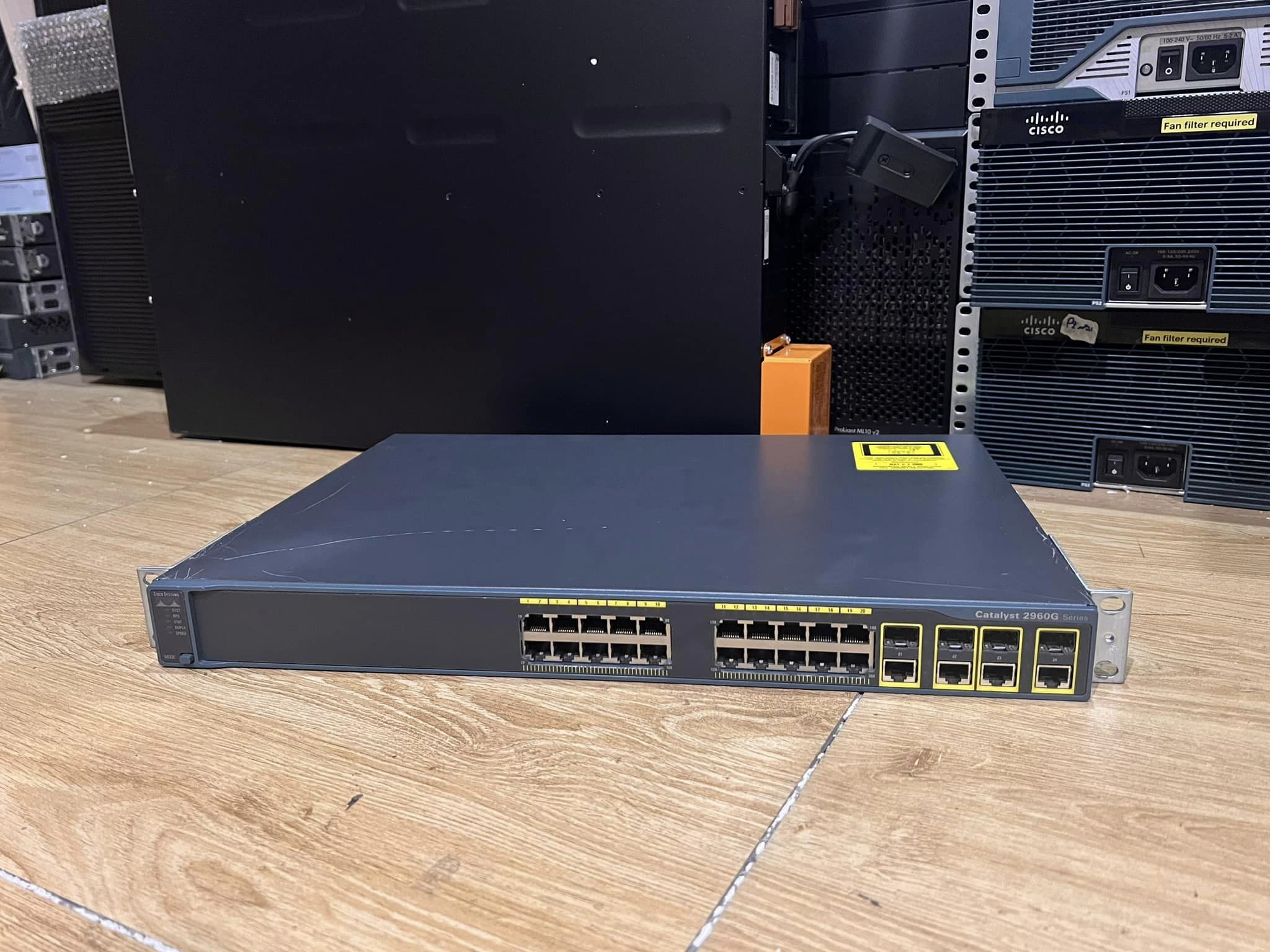cisco 2960g 24tc l gigabit สวิทมือสองพร้อมใช้งาน