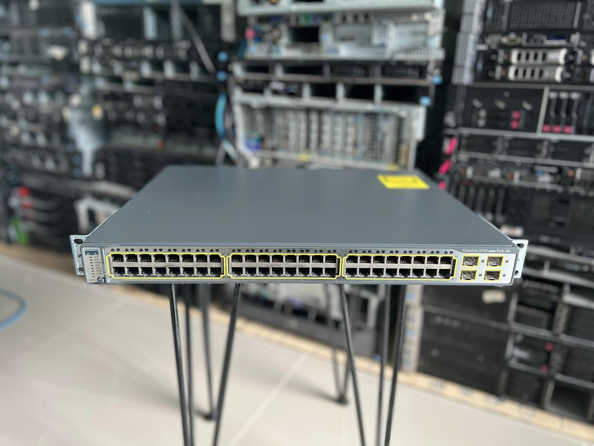 Cisco 3750 PoE 48 port layer 3 สวิทซิสโก้มือสองพร้อมใช้งาน