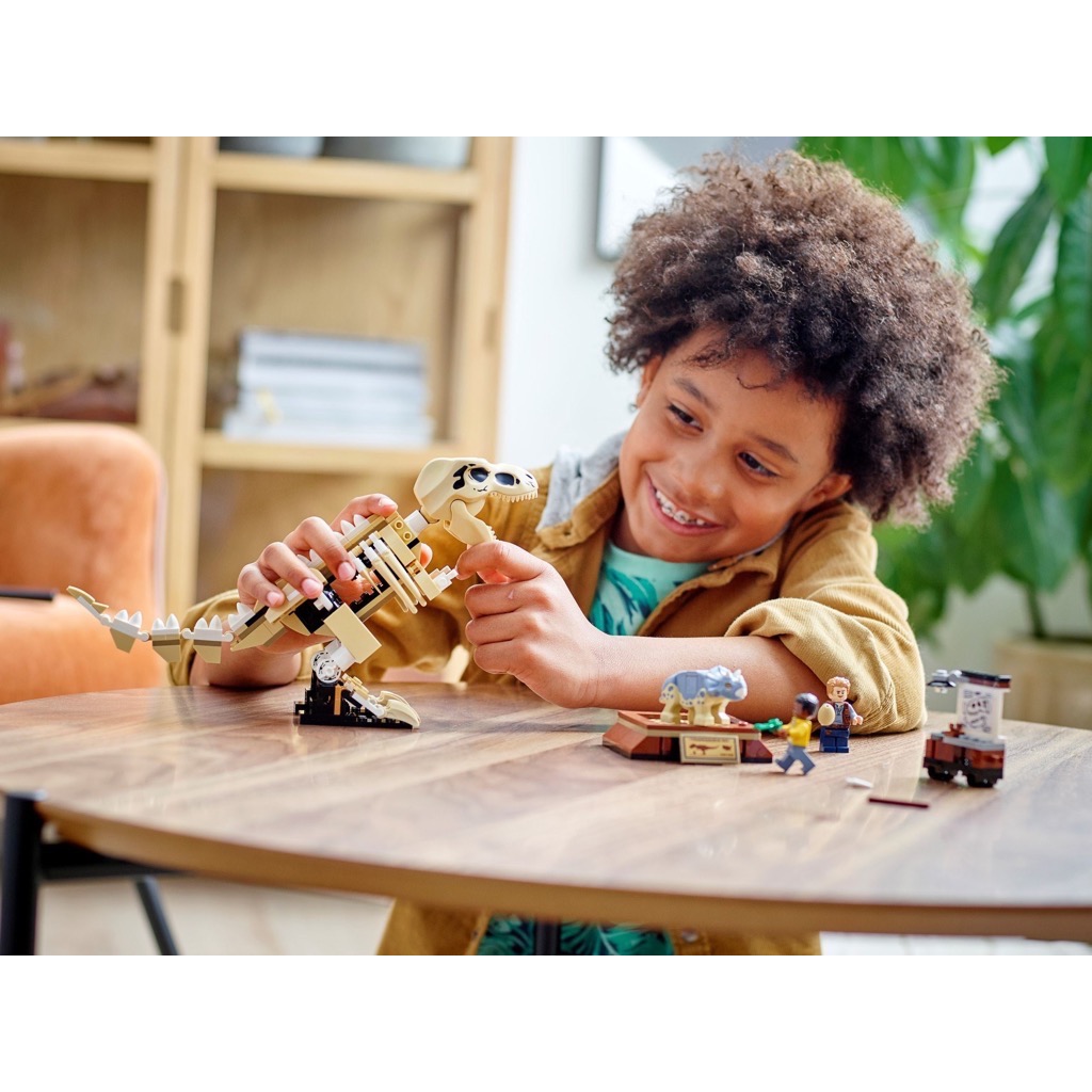 เลโก้ LEGO Jurassic World 76940 T. rex Dinosaur Fossil Exhibition