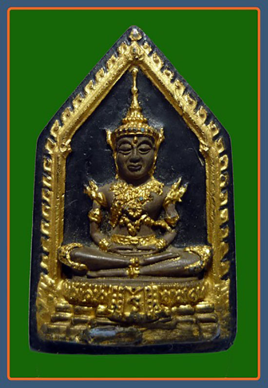 พระผงพระแก้วมรกต ลงรักปิดทอง หลังยันต์ดวงประสูติพระพุทธเจ้า หลวงพ่อเริ่ม วัดบางพระ ปี 13