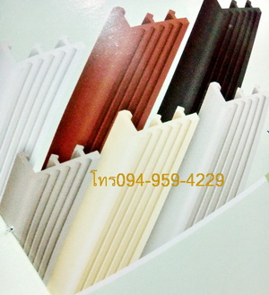 จมูกบันไดPVCกว้าง2นิ้ว หนา3 มิล รุ่นL50