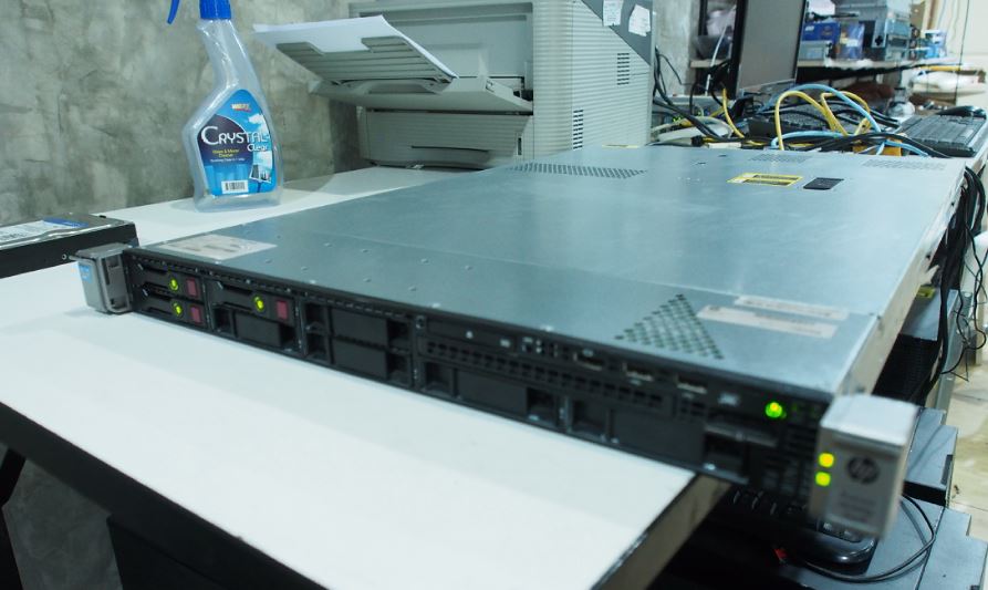 hp dl360p g8 2cpu มือ 2 พร้อมใช้งาน