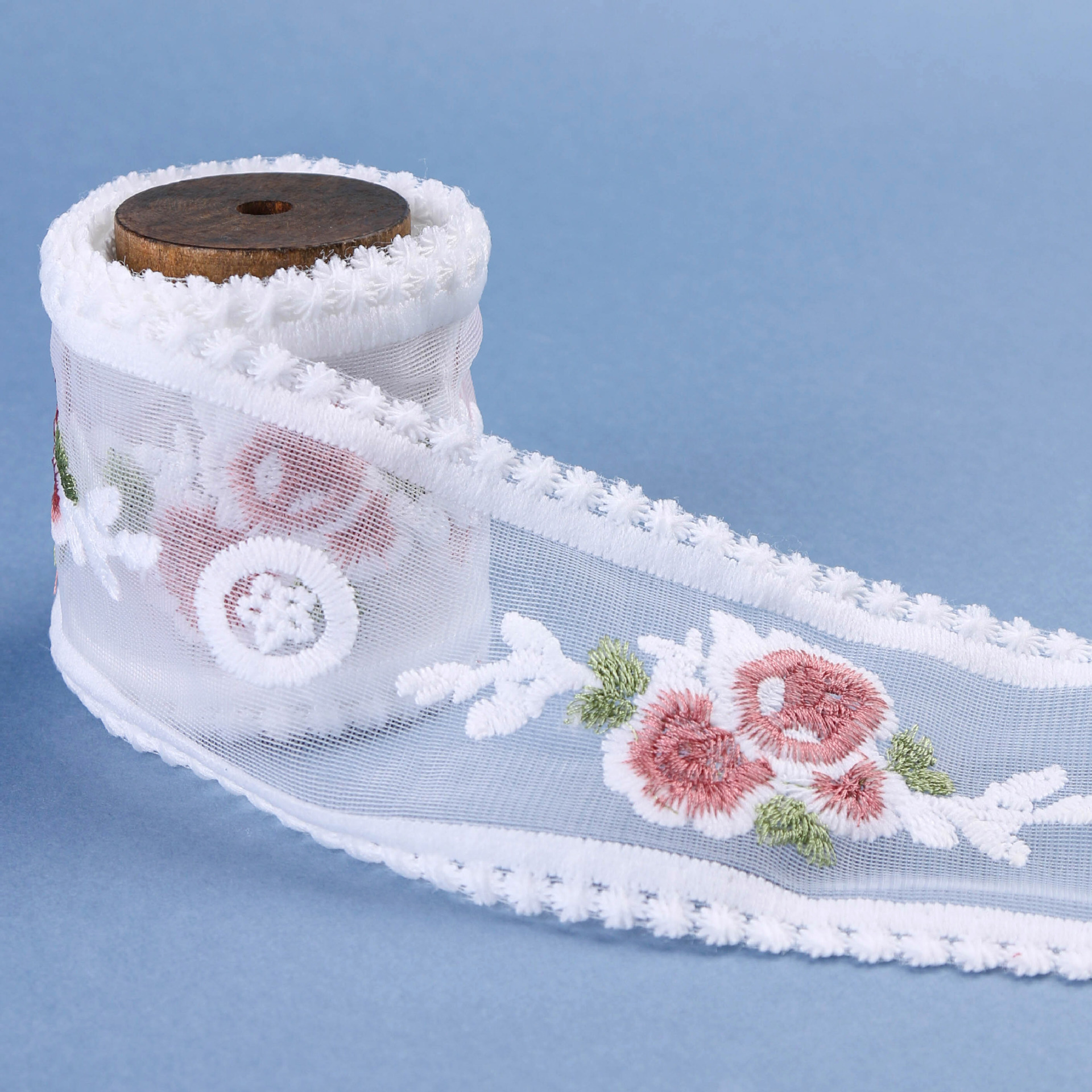 ริบบิ้นผ้าลูกไม้ ปักลายดอกไม้ หวานมาก ขนาด 8.4 ซม. สไตล์เกาหลี คุณหนูมากๆ