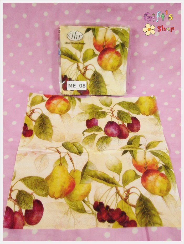 กระดาษแนปกิ้น ลายผลเชอร์รี่สีเหลือง แดง พื้นหลังสีครีม