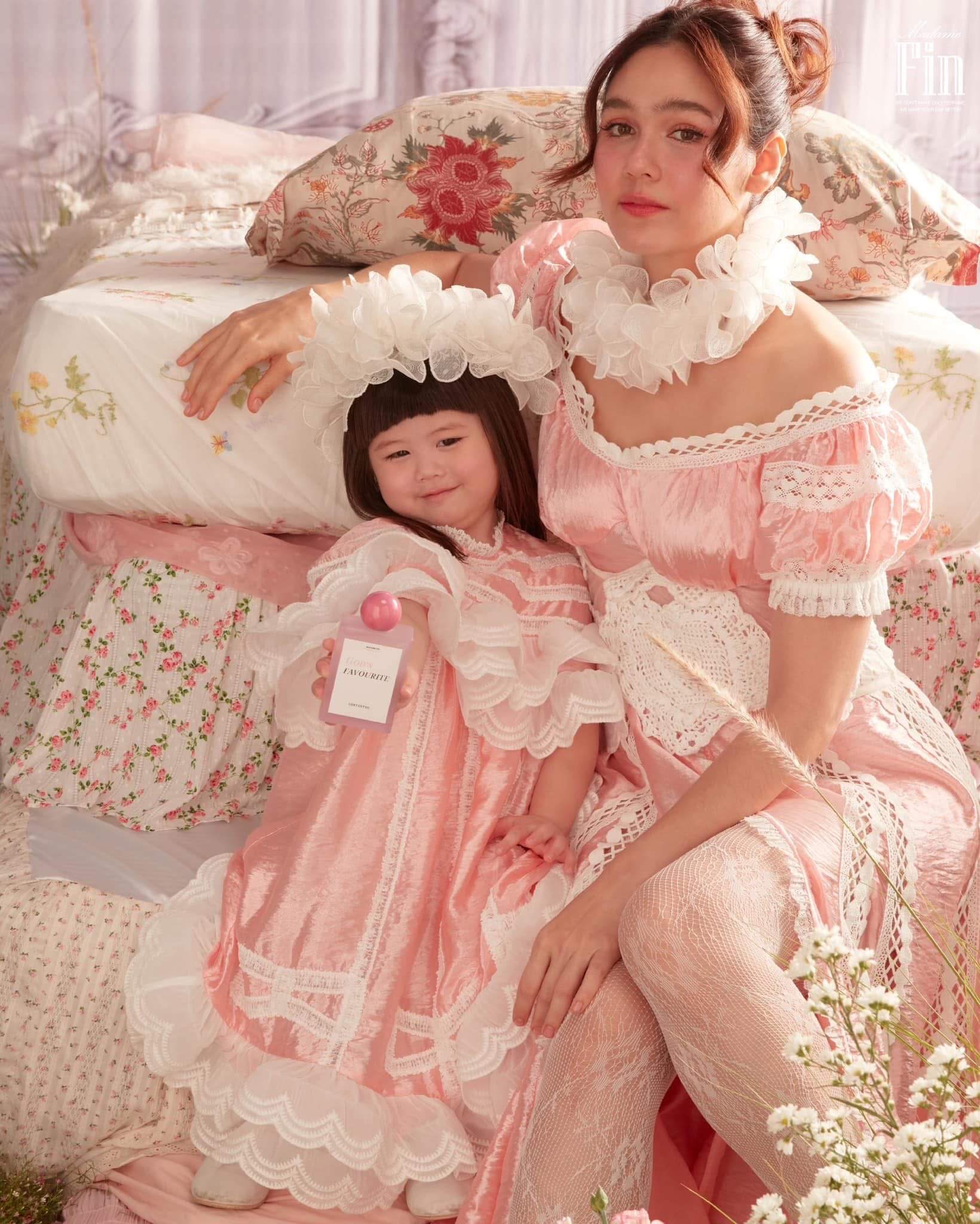 น้ำหอมแม่ชม Madame Fin | กลิ่นชมพู่อารยา God’s Favourite | หอมลึกลับ น่าค้นหา <img src="madame-fin-น้ำหอมชมพู่อารยา-gods-favourite.jpg" alt="Madame Fin God’s Favourite หอมติดทน" />