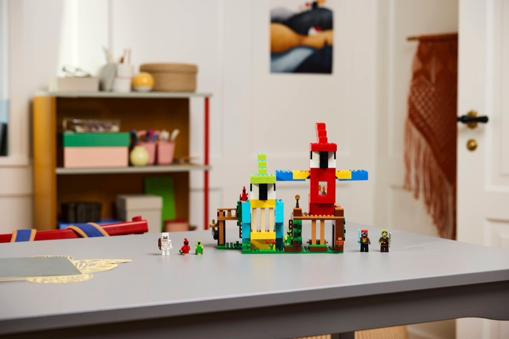 เลโก้ LEGO Minecraft 21282 The Parrot Houses