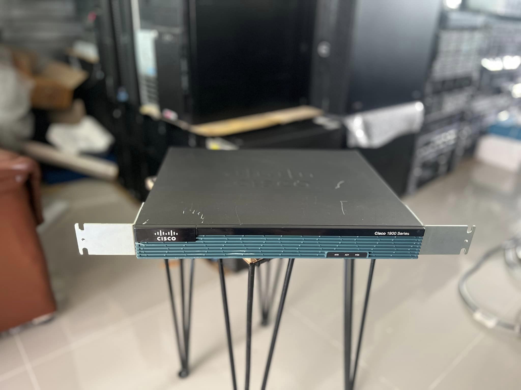 Router Cisco 1921 K9 Gigabit เร้าเตอร์มือพร้อมใช้งาน
