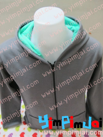 เสื้อกันหนาวมีหมวกฮู้ด ซ้อนหมวกเขียวหยกเบอร์ 50 ค่ะ