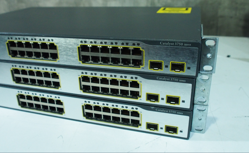Cisco 3750-24TS-Sมือ 2 พร้อมใช้งาน