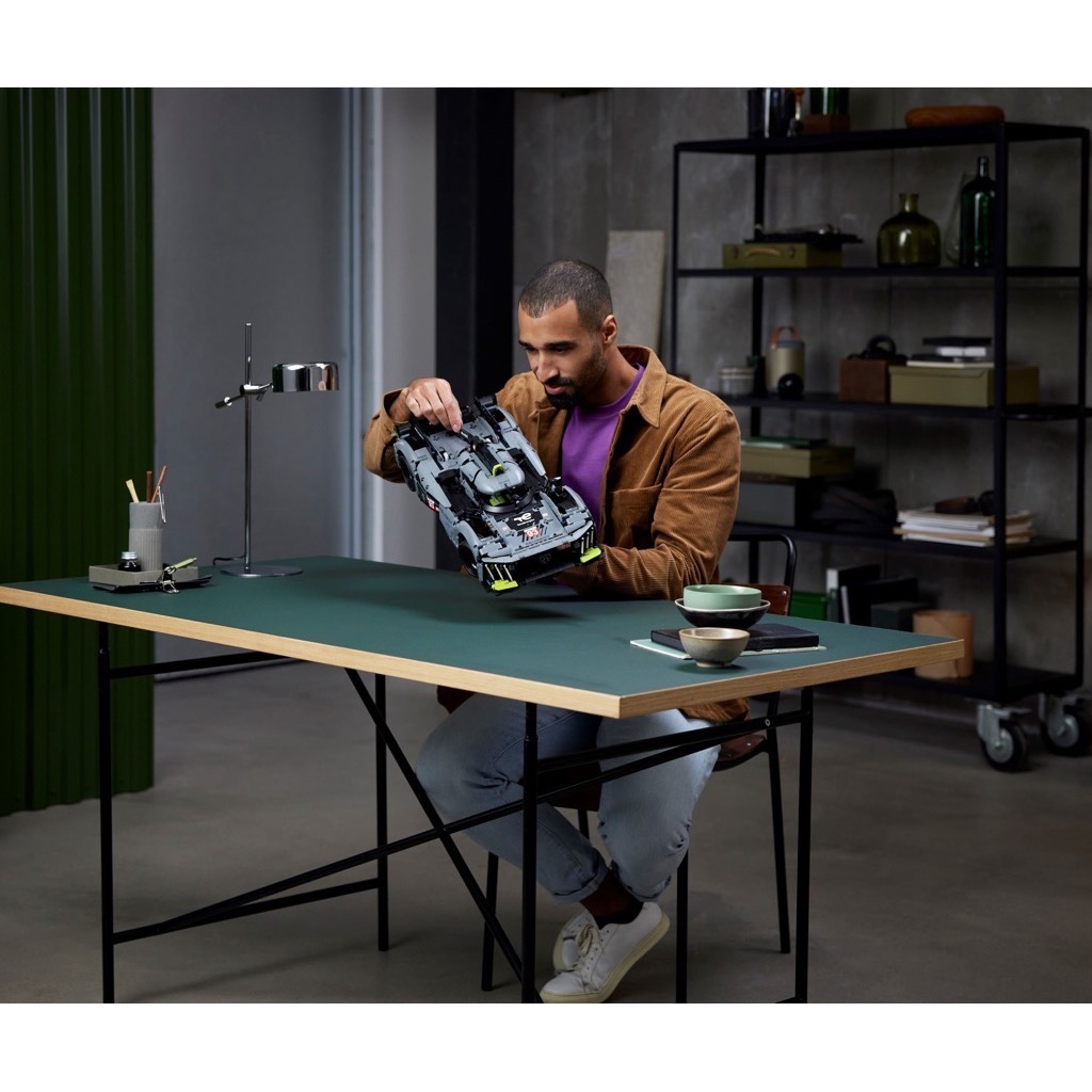 เลโก้ LEGO Exclusives Technic 42156 PEUGEOT 9X8 24H Le Mans Hybrid Hypercar