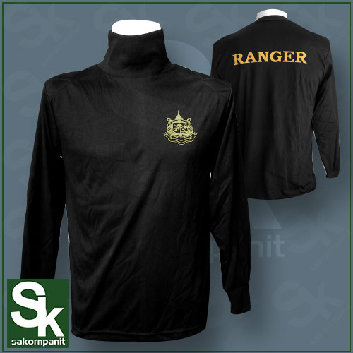 เสื้อยืดดำล้วนแขนยาวคอเต่า