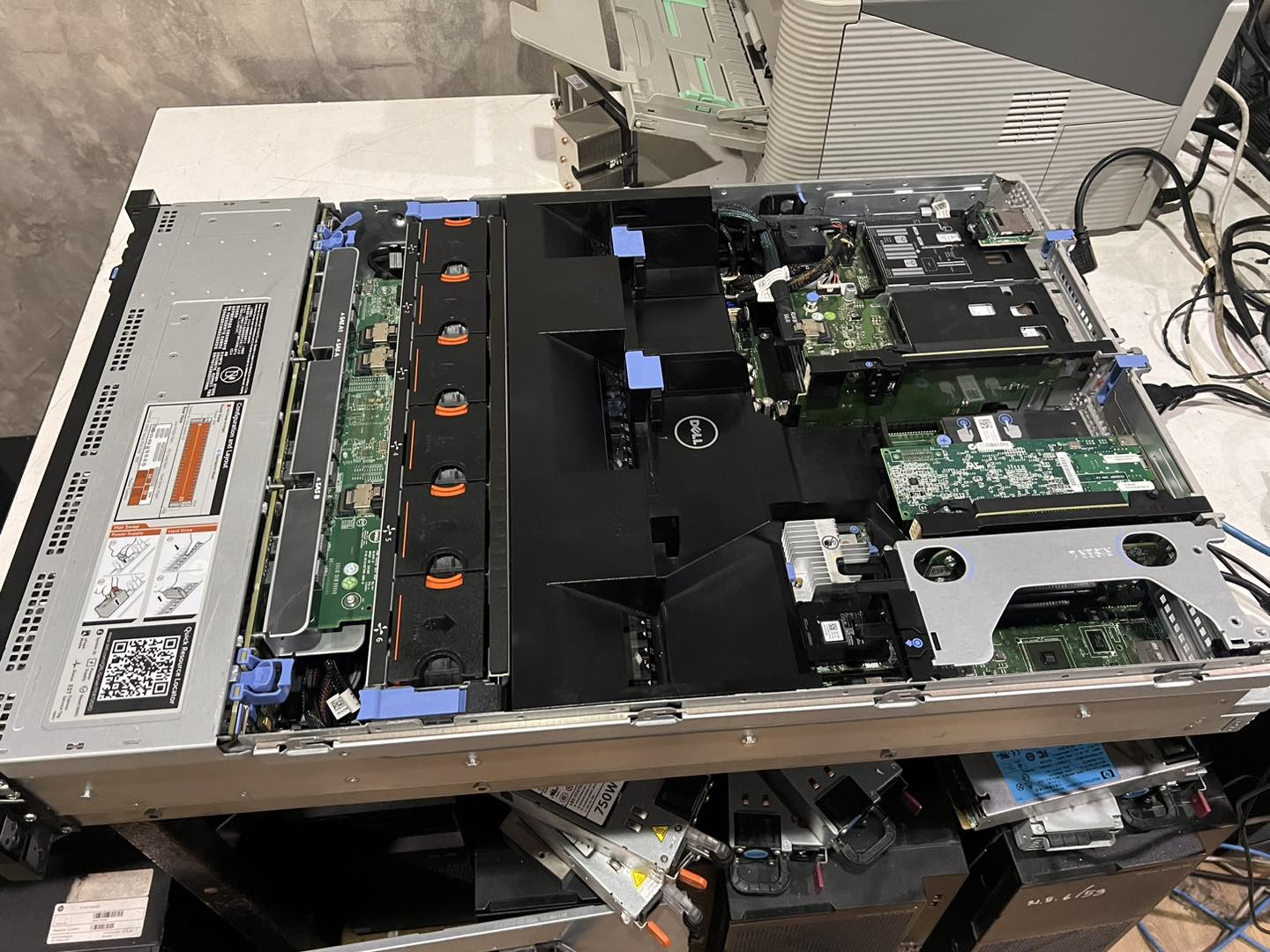 server dell r720xd 2cpu 32gb hdd 24ลูก เซิฟเวอร์มือสองพร้อมใช้งาน