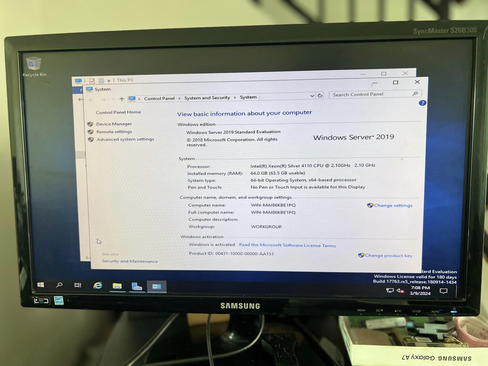 Lenovo ThinkSystem SR650 64gb ssd 240gbเซิฟเวอร์มือสองพร้อมใช้งาน