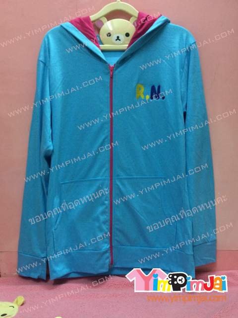 เสื้อฮู้ด เสื้อรุ่น สีฟ้า หมวกในชมพู ซิปชมพู สกรีนตามสั่ง R.N.