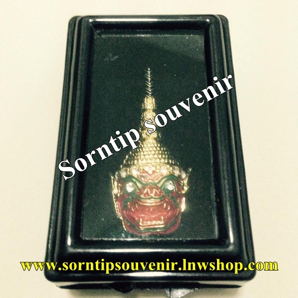 เข็มกลัดลายหัวโขน