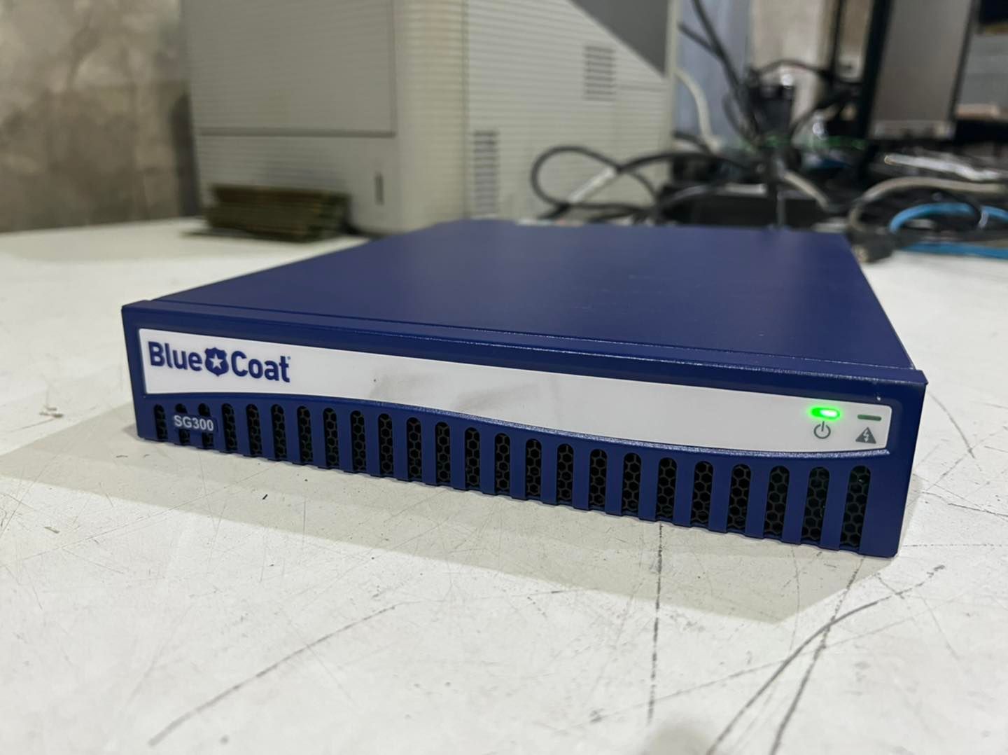 Blue Coat ProxySG 300 SG300 มือสองพร้อมใช้งาน