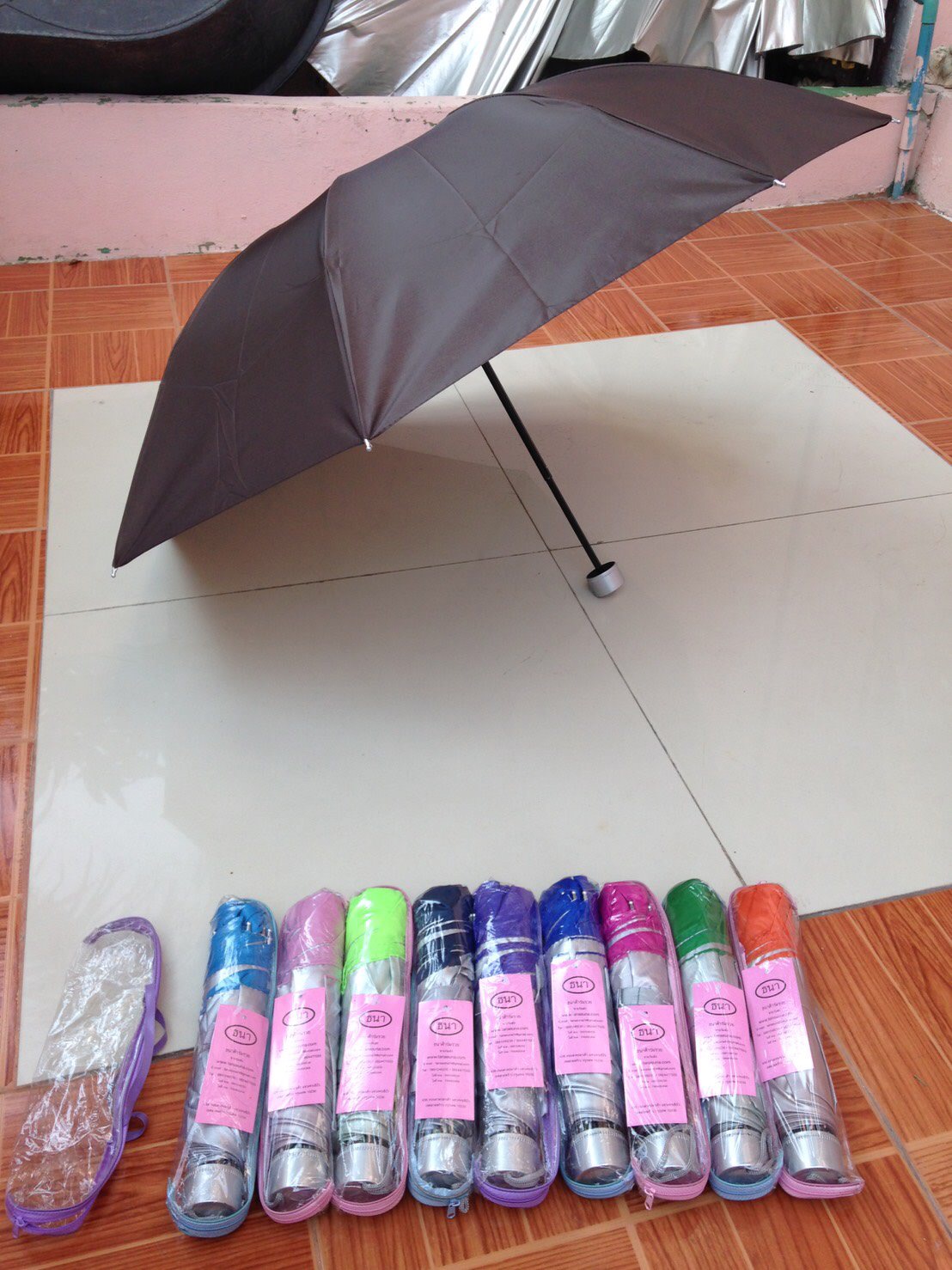 ร่มพับ3ตอนกระเป๋าแพค100คัน