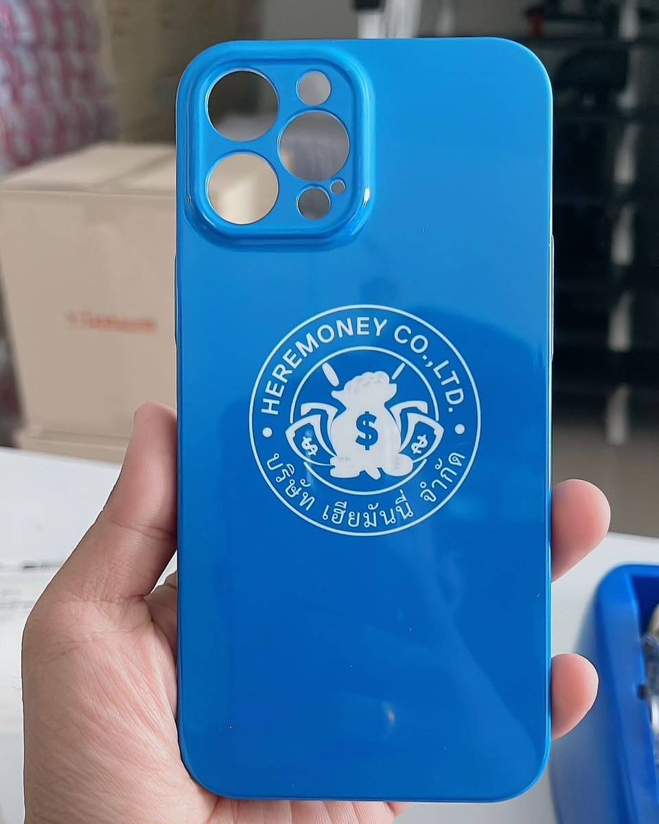 สกรีนเคสเต็มรอบผิวเงา