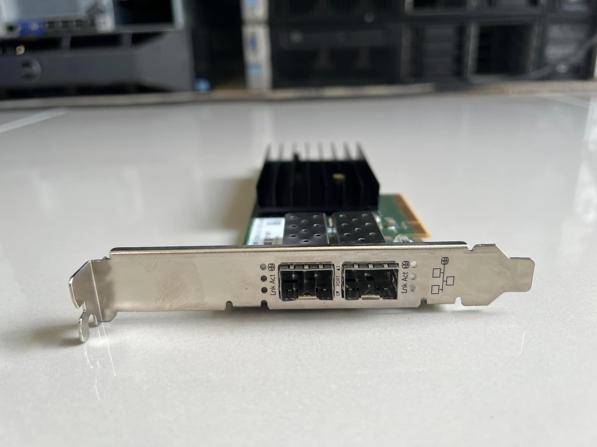 การ์ด SFP 10G Dell Brocade 1020 10GB Dual-Port 0FDYMF แบบขายาวมือสองพร้อมใช้งาน